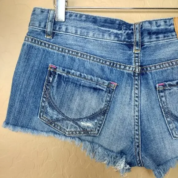 PINK Victoria's Secret Distressed Cut Off Shorts - Picture 6 of 9